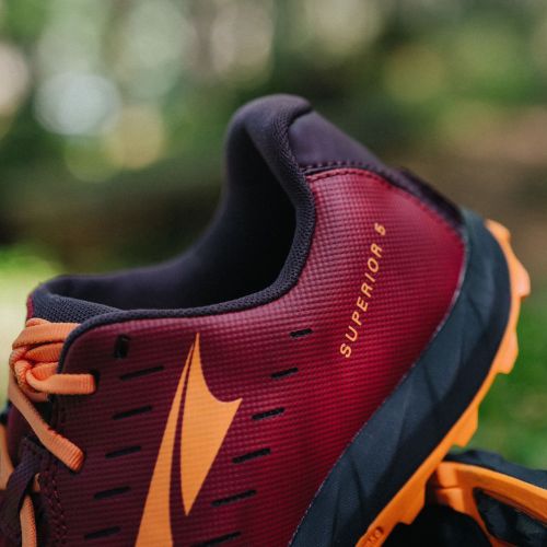 Кросівки для бігу жіночі Altra Superior 5.0 бордовий